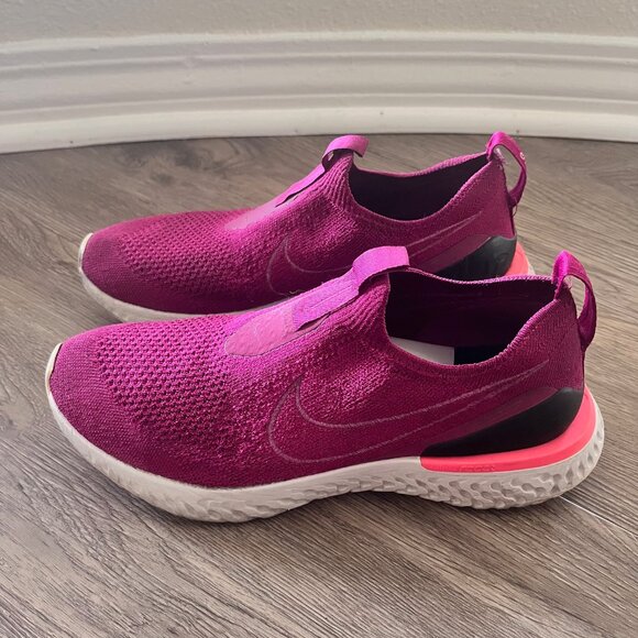 Nike Epic Phantom React Flyknit shoes sneakers Women's size 8 - Picture 1 of 5